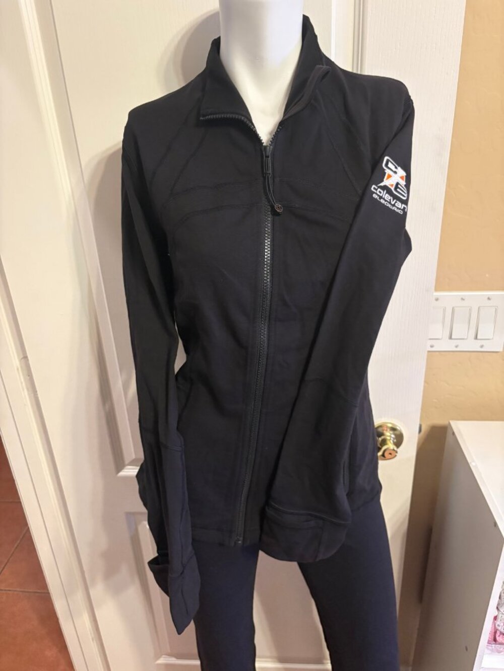 Lululemon define jacket black size 10 cl-w01-036